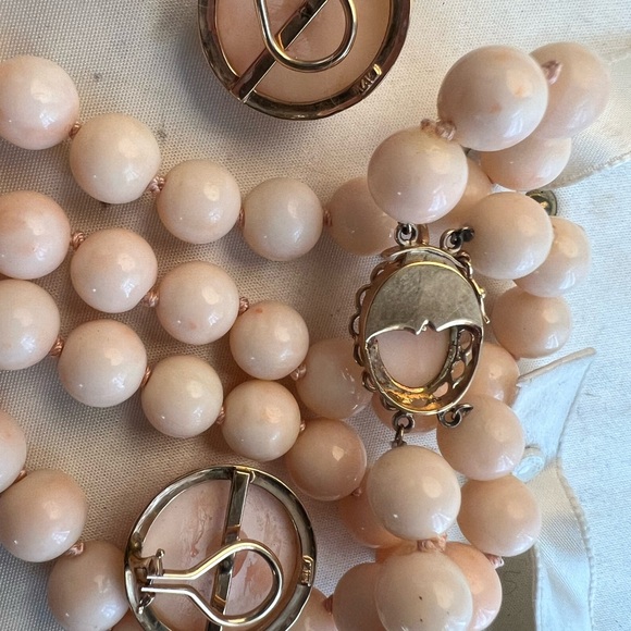 18k gold Vintage Angel Skin Coral Necklace and matching Earrings. Final price. - Picture 4 of 8